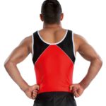 Turntrikot mit einer Paspel vorne und hinten