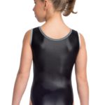 Basic Turnanzug in schwarz